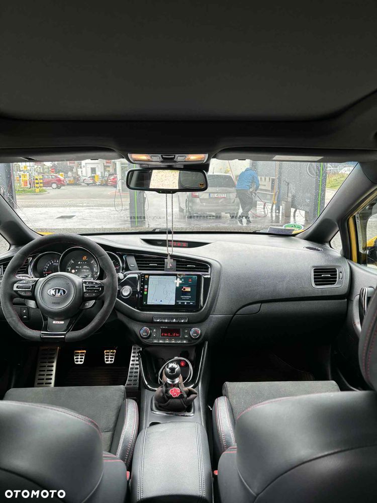Kia Ceed 1.6 T-GDI GT - 15