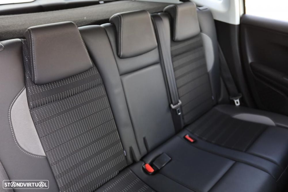 Peugeot 2008 1.6 BlueHDi Allure - 15