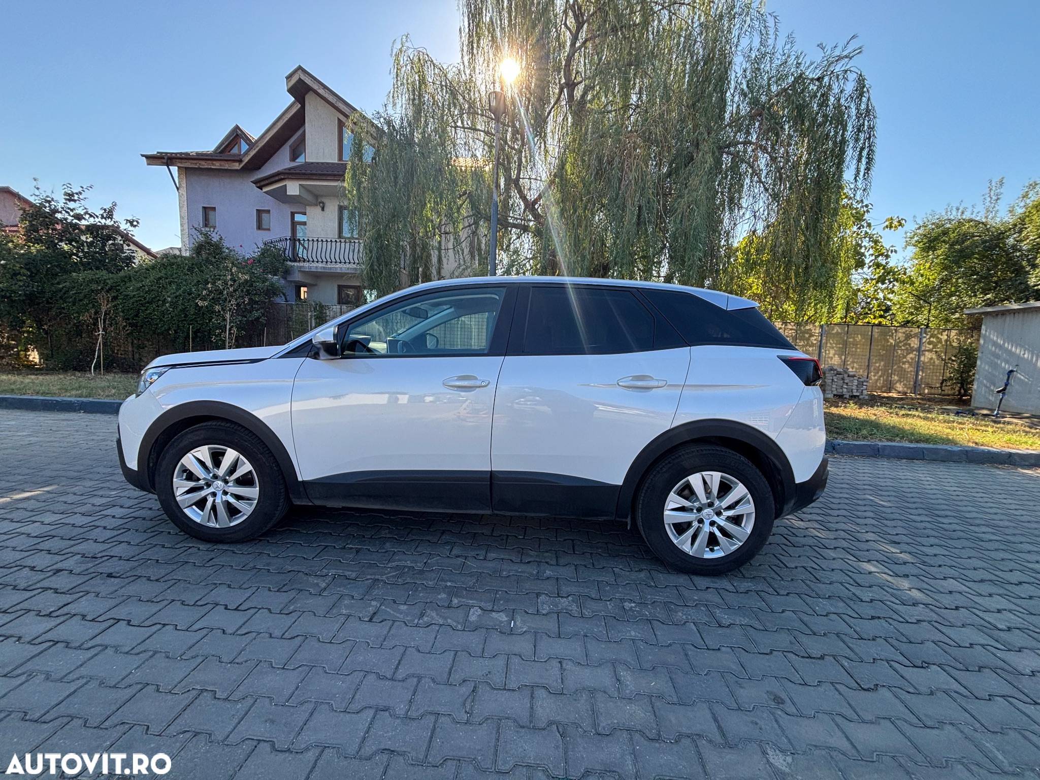 Peugeot 3008 PureTech 130 Stop & Start EAT6 Active - 19