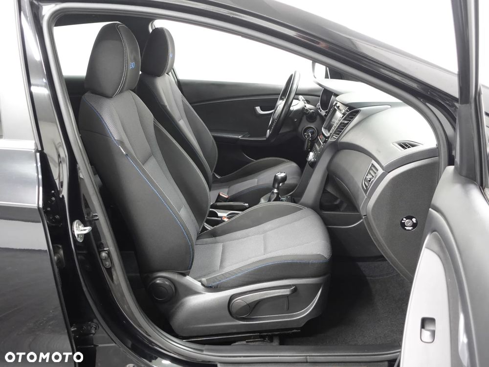 Hyundai i30 1.6 CRDI Passion - 24