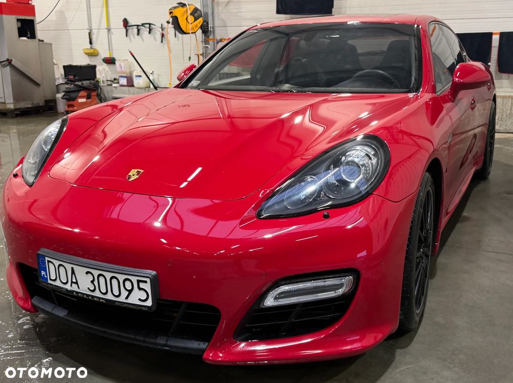 Porsche Panamera GTS - 2
