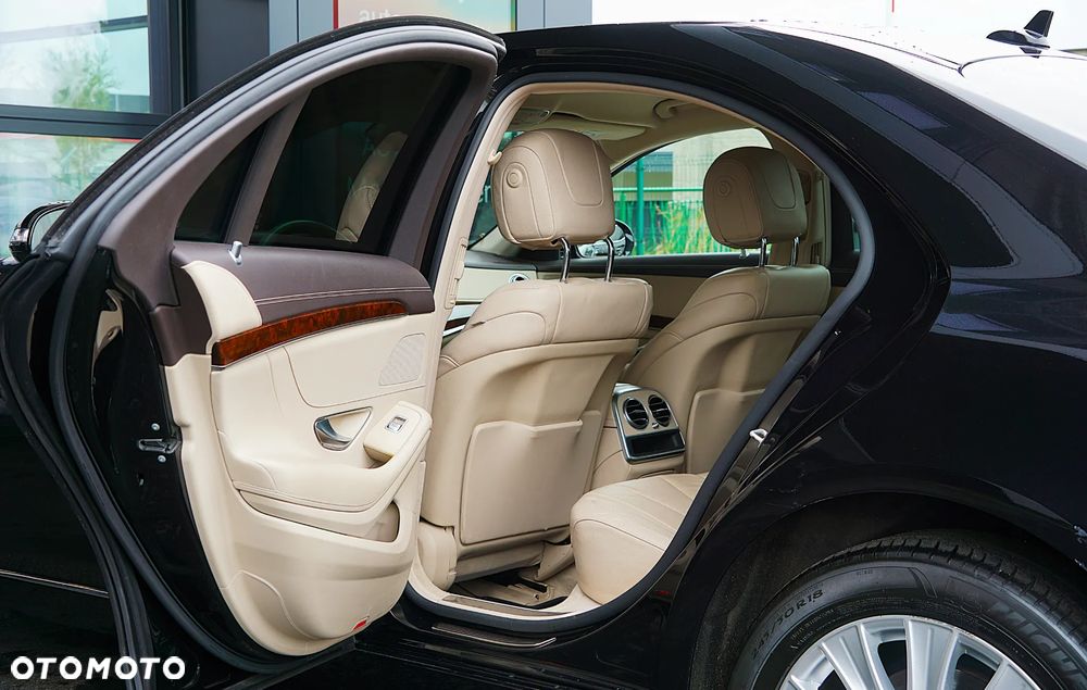 Mercedes-Benz Klasa S 350 (BlueTEC) d 4-Matic 7G-TRONIC - 35