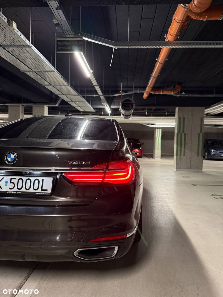 BMW Seria 7 740d xDrive - 7