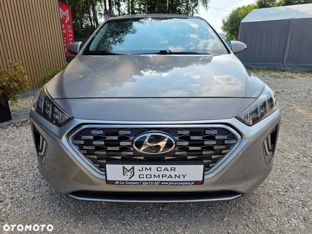 Hyundai IONIQ - 9