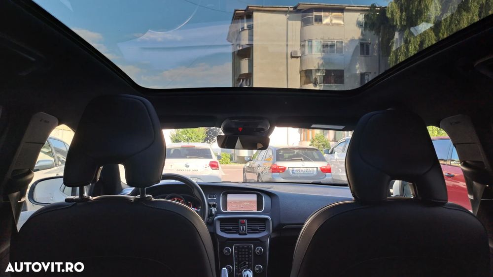 Volvo V40 D3 Aut. R-Design - 7
