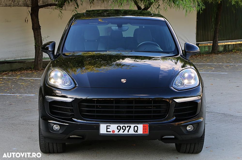Porsche Cayenne 3.0 L - 13