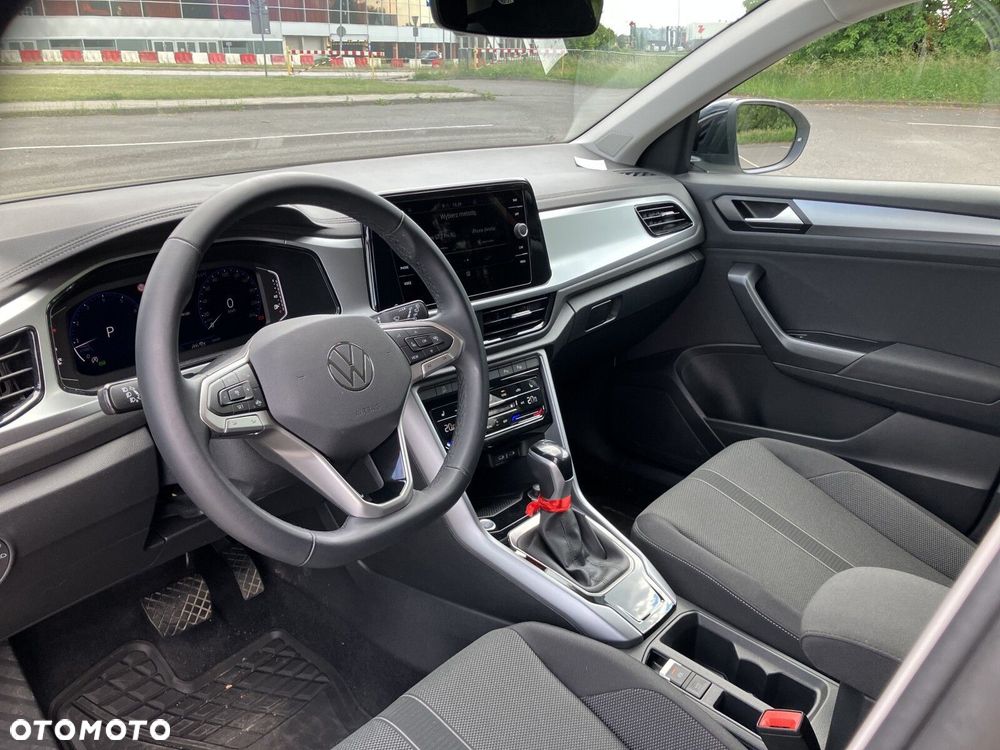 Volkswagen T-Roc - 10