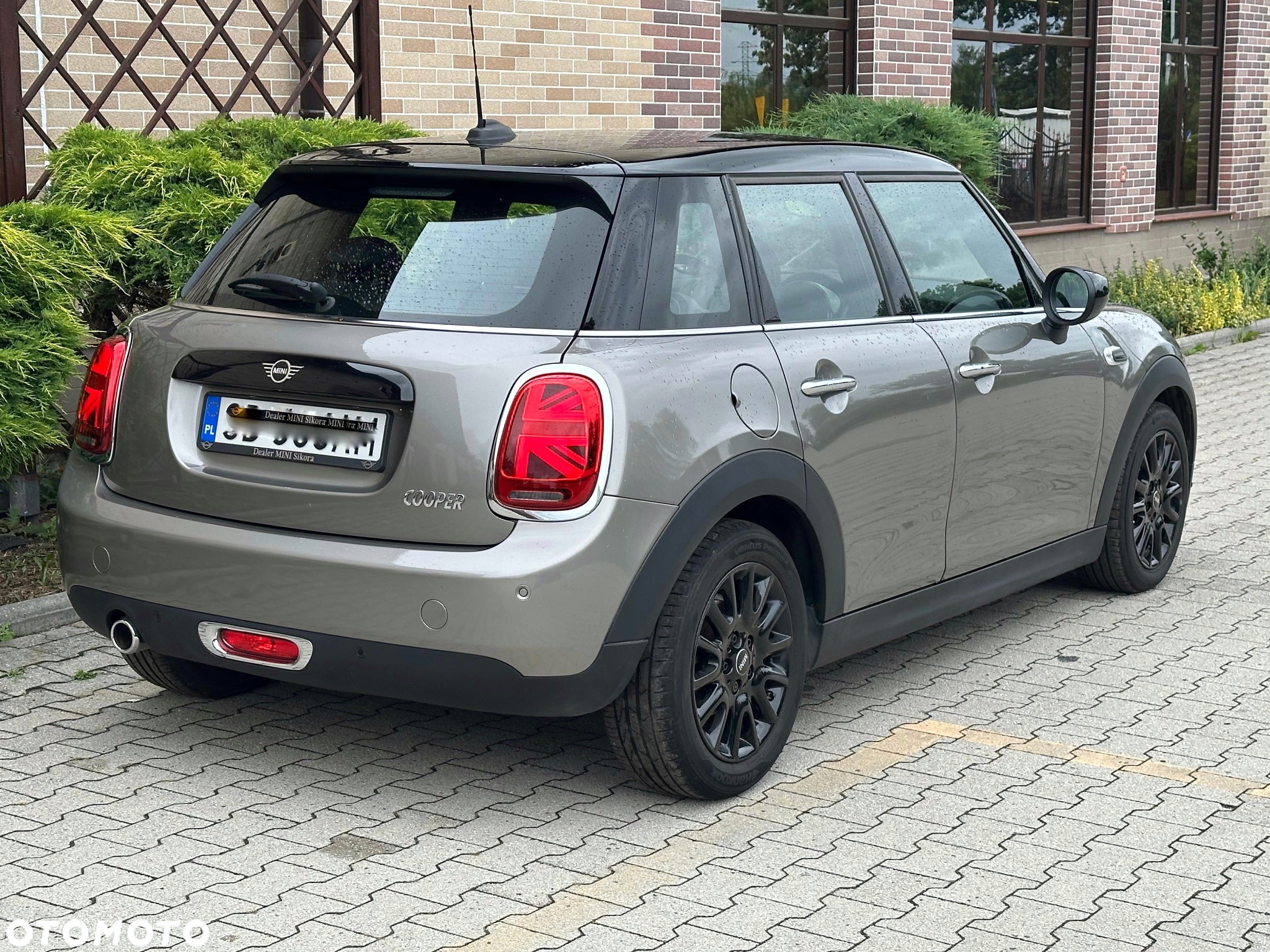 MINI Cooper Standard - 9