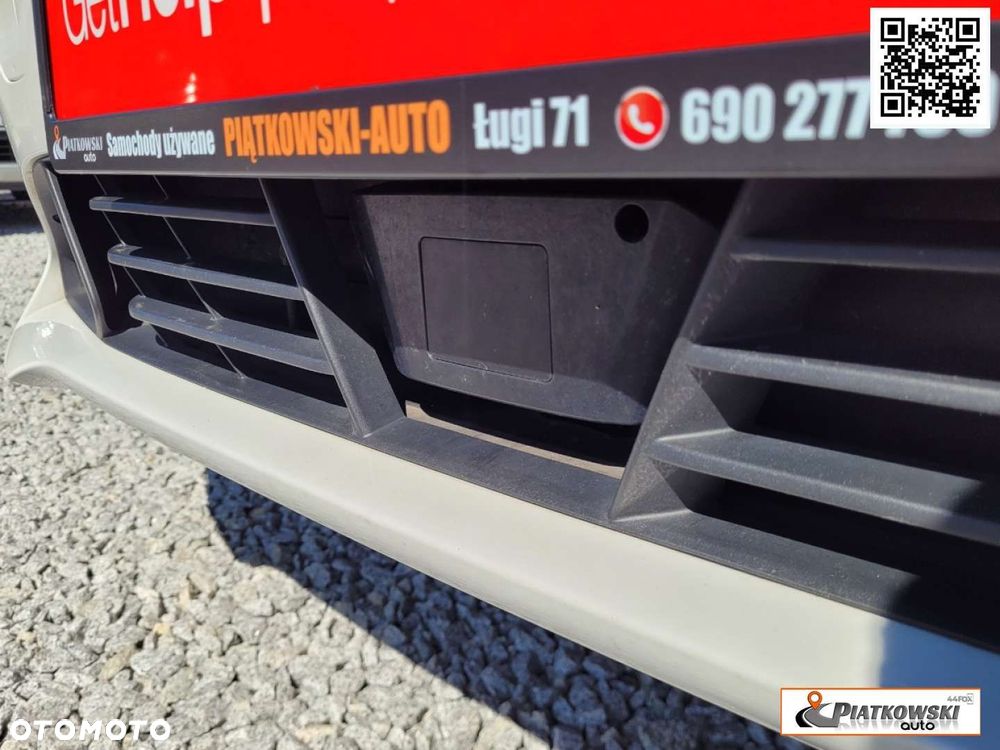 BMW Seria 3 320i - 15