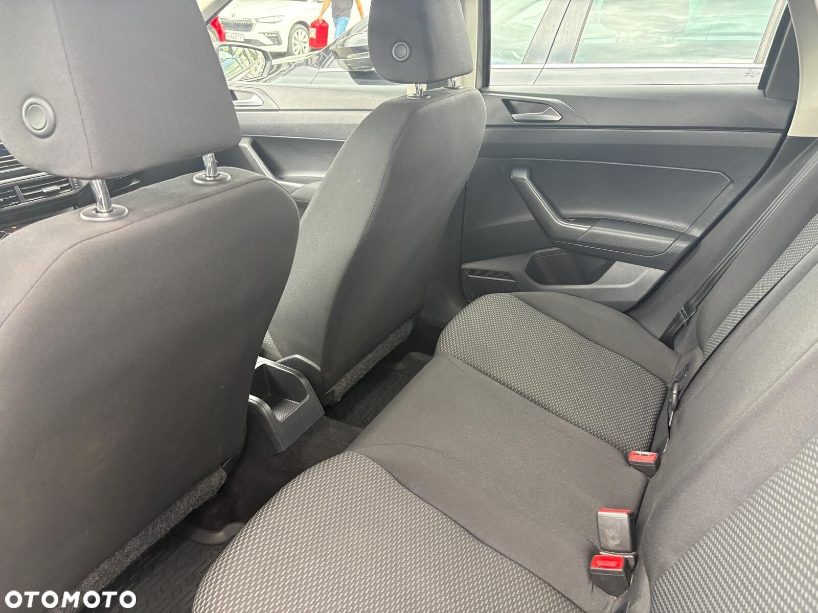 Volkswagen Polo - 25