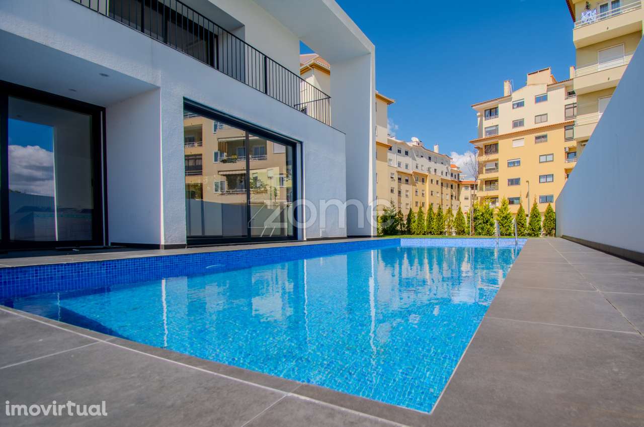 Moradia T5 com Jardim e Piscina - Grande imagem: 2/35