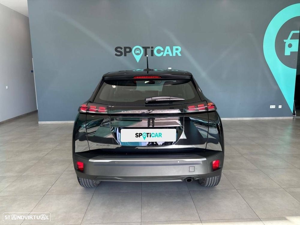 Peugeot 2008 1.2 PureTech Style - 4