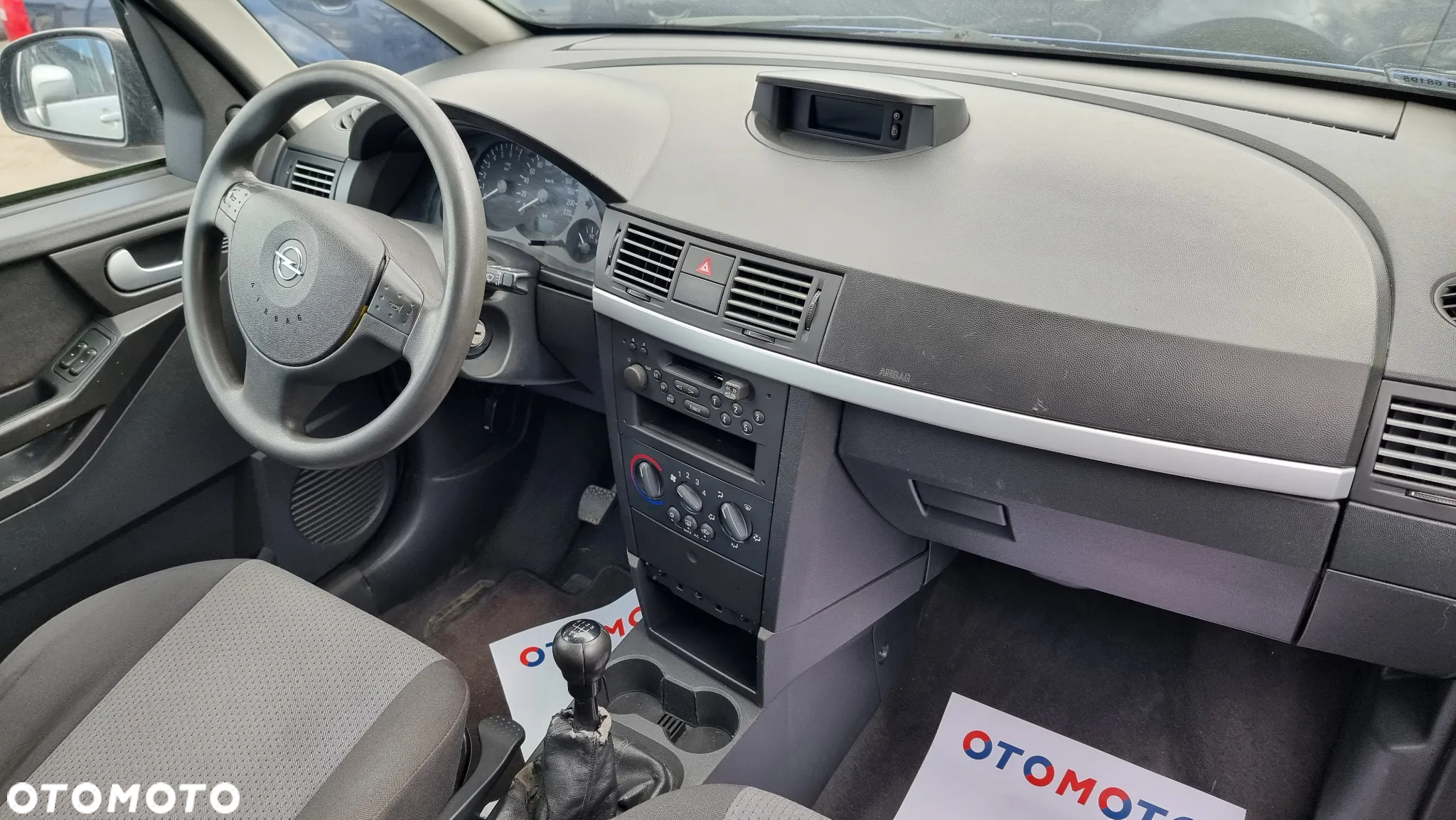 Opel Meriva 1.6 Cosmo - 9