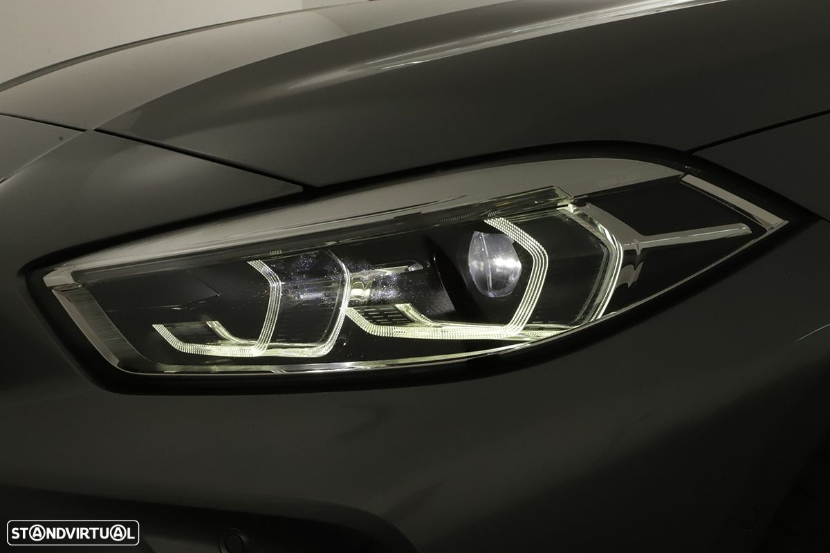 BMW 116 d Pack Desportivo M Auto - 9