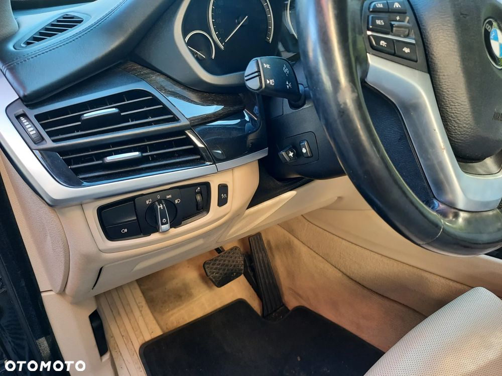 BMW X5 xDrive40d - 11