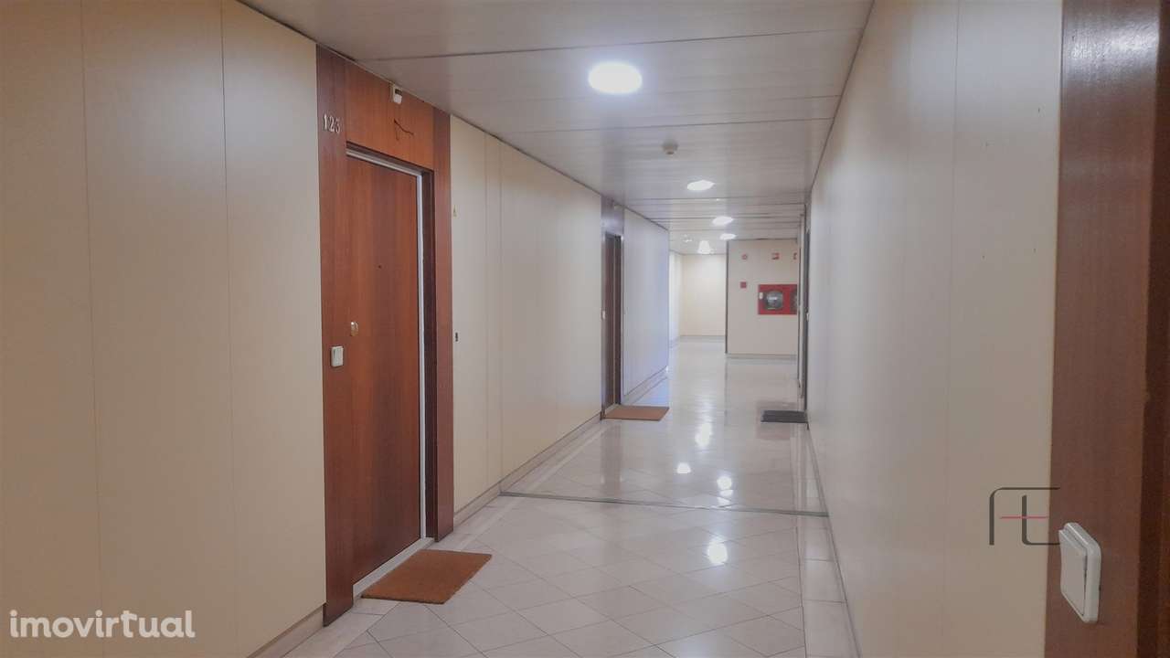 Escritório  Arrendamento em Ramalde,Porto - Grande imagem: 5/16