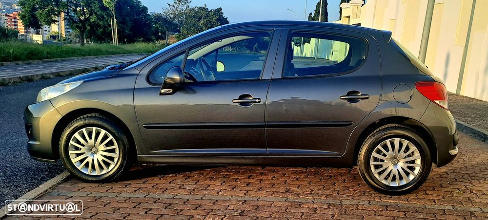 Peugeot 207 1.4 16V Active - 12