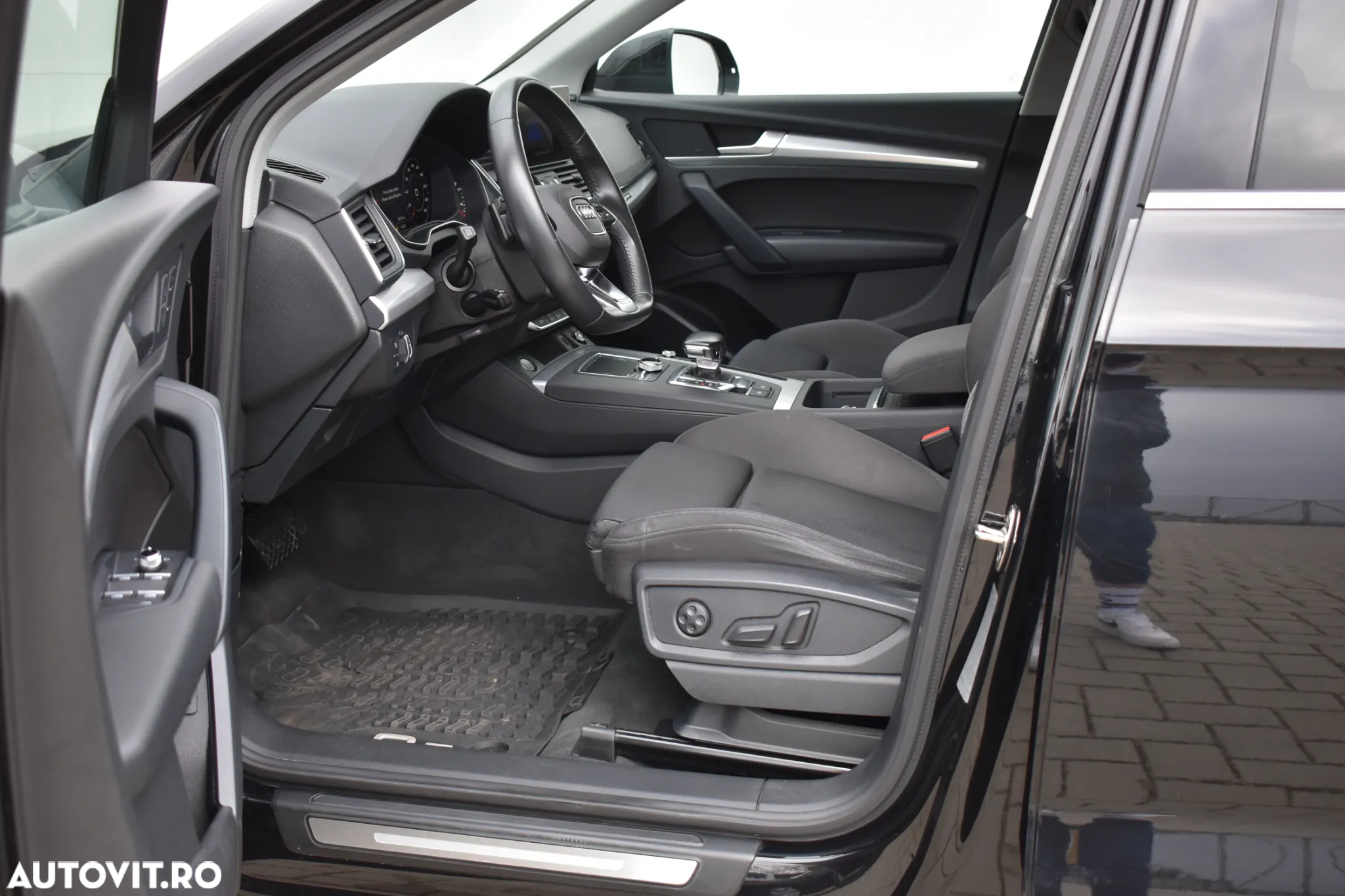 Audi Q5 40 TDI quattro S tronic sport - 7