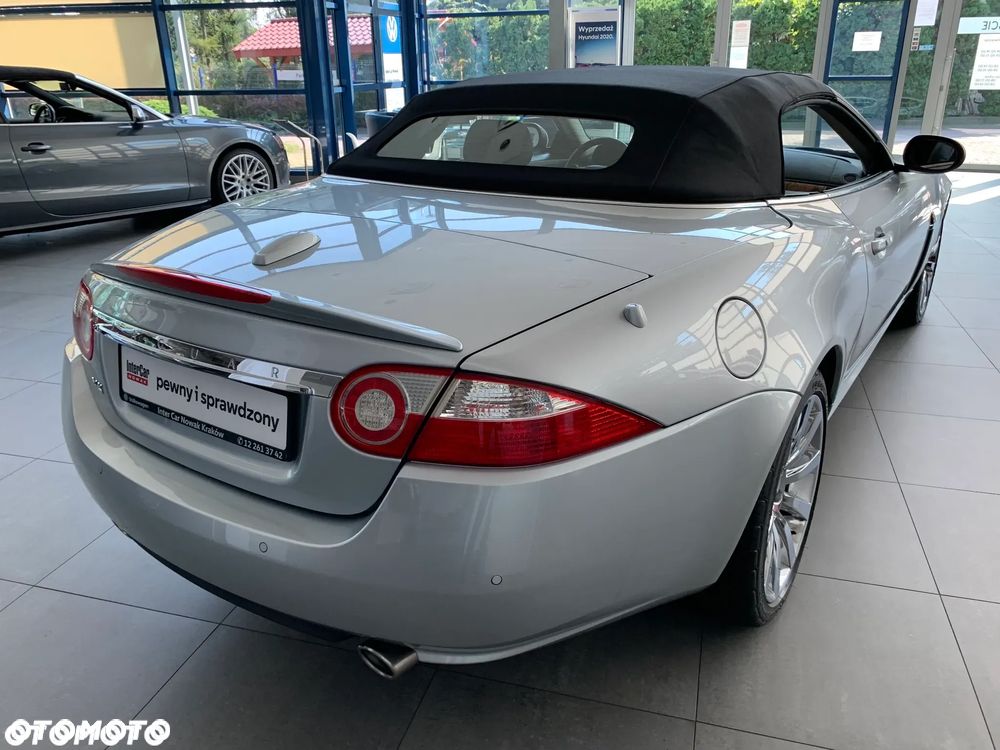 Jaguar XK 4.2 - 9