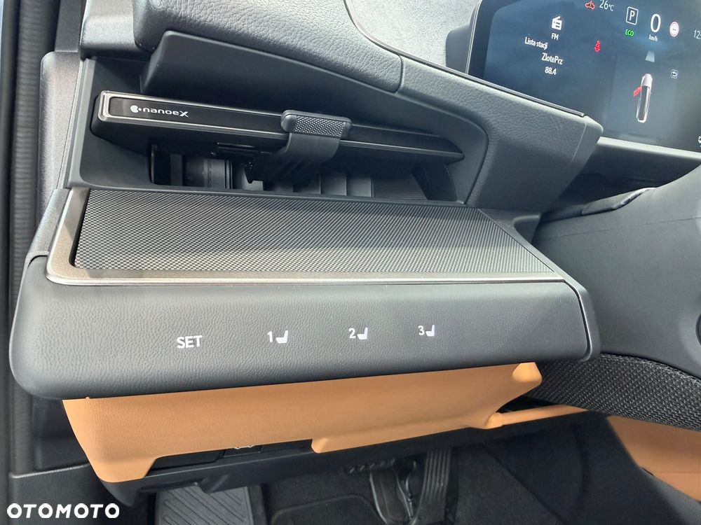 Lexus ES 500e Prestige AWD - 21