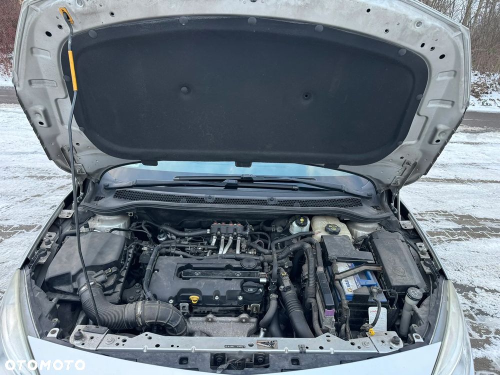 Opel Astra 1.4 T Enjoy - 16