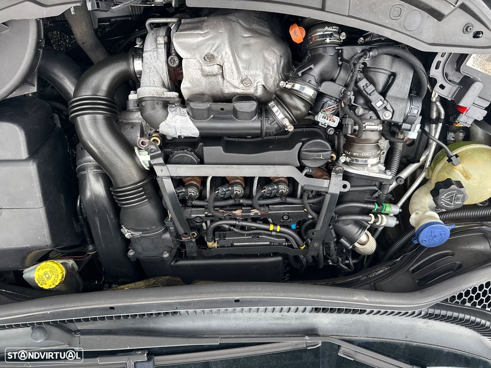 Peugeot 207 CC 1.6 HDi FAP Sport - 16
