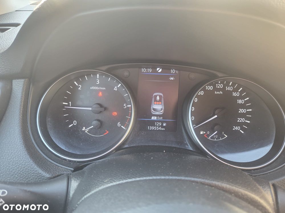 Nissan Qashqai - 2