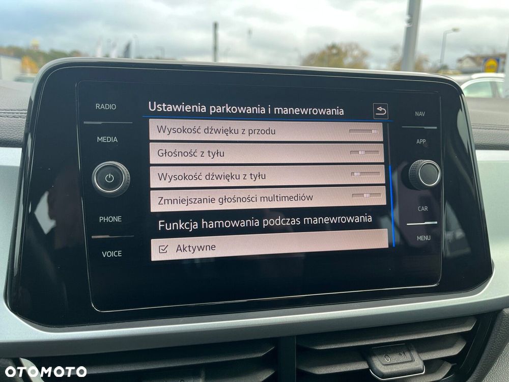 Volkswagen T-Roc - 31