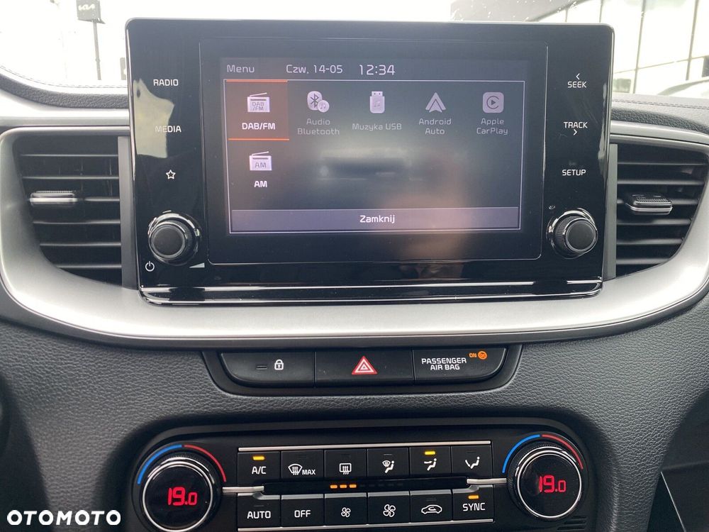 Kia XCeed - 27