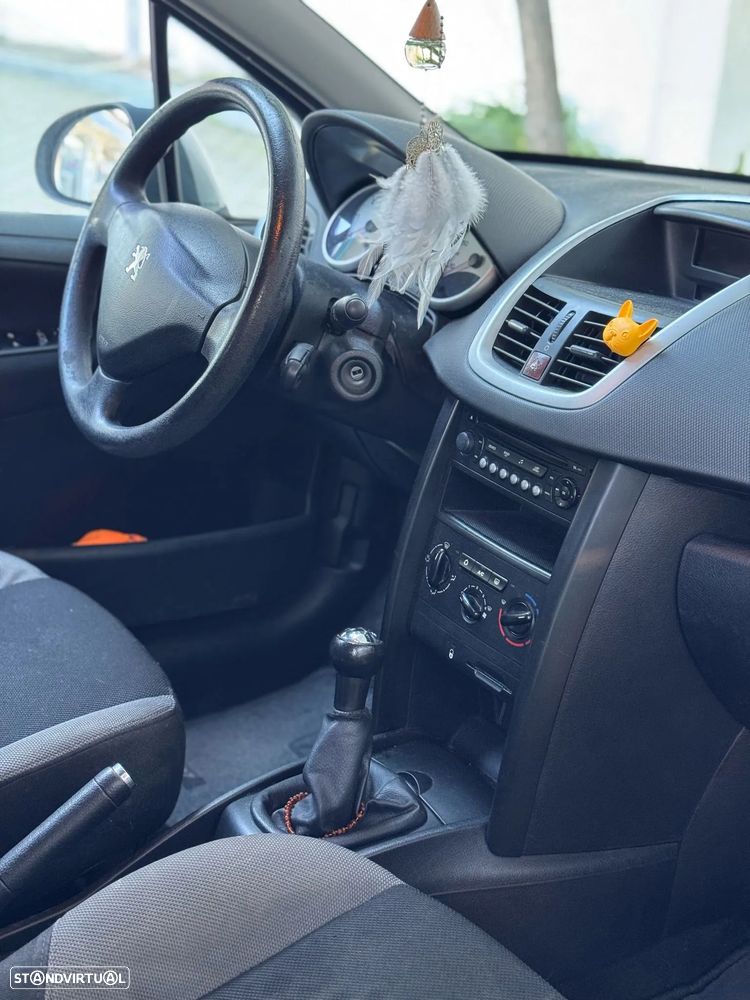 Peugeot 207 1.6 HDi Sport - 2