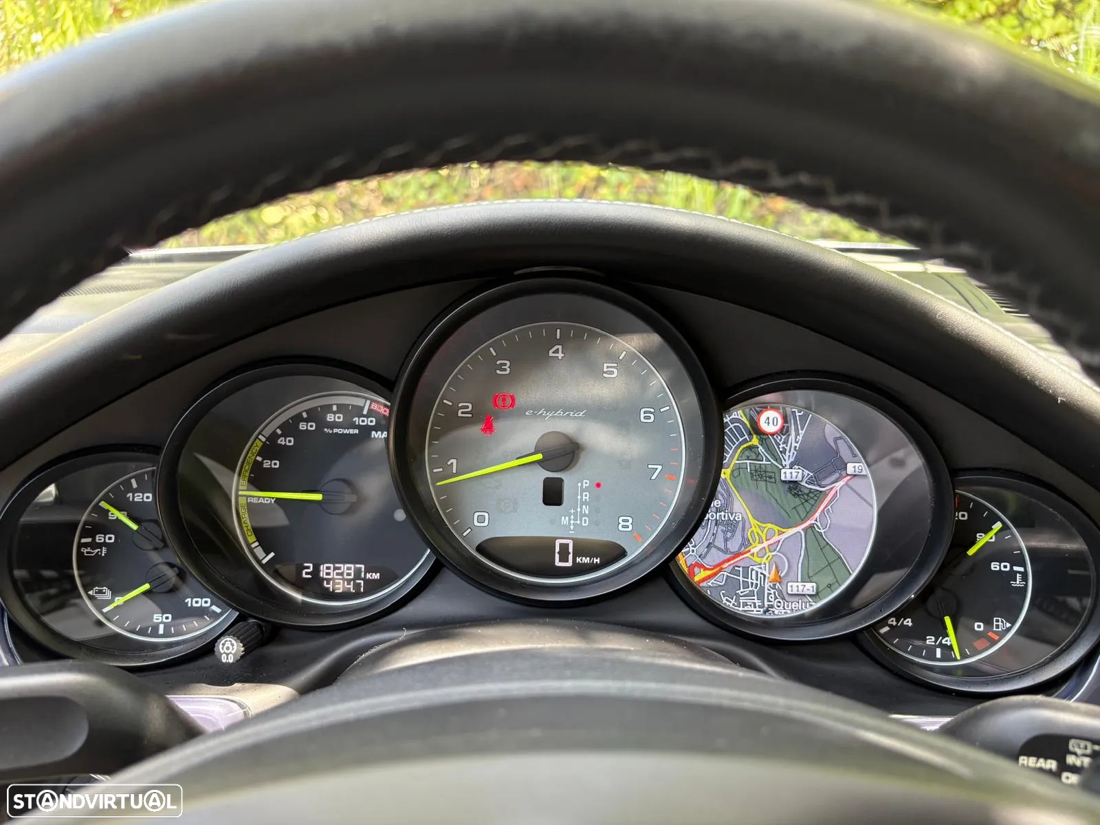Porsche Panamera 4 E-Hybrid - 28