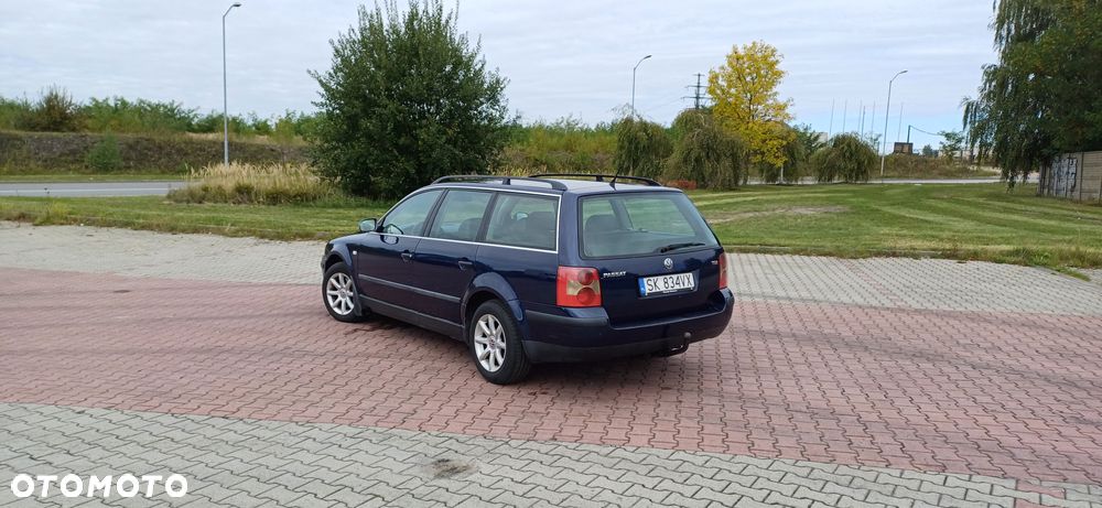Volkswagen Passat 1.9 TDI Comfortline - 13