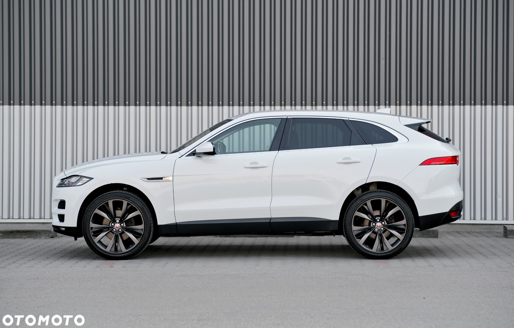 Jaguar F-Pace 30t AWD Portfolio - 20