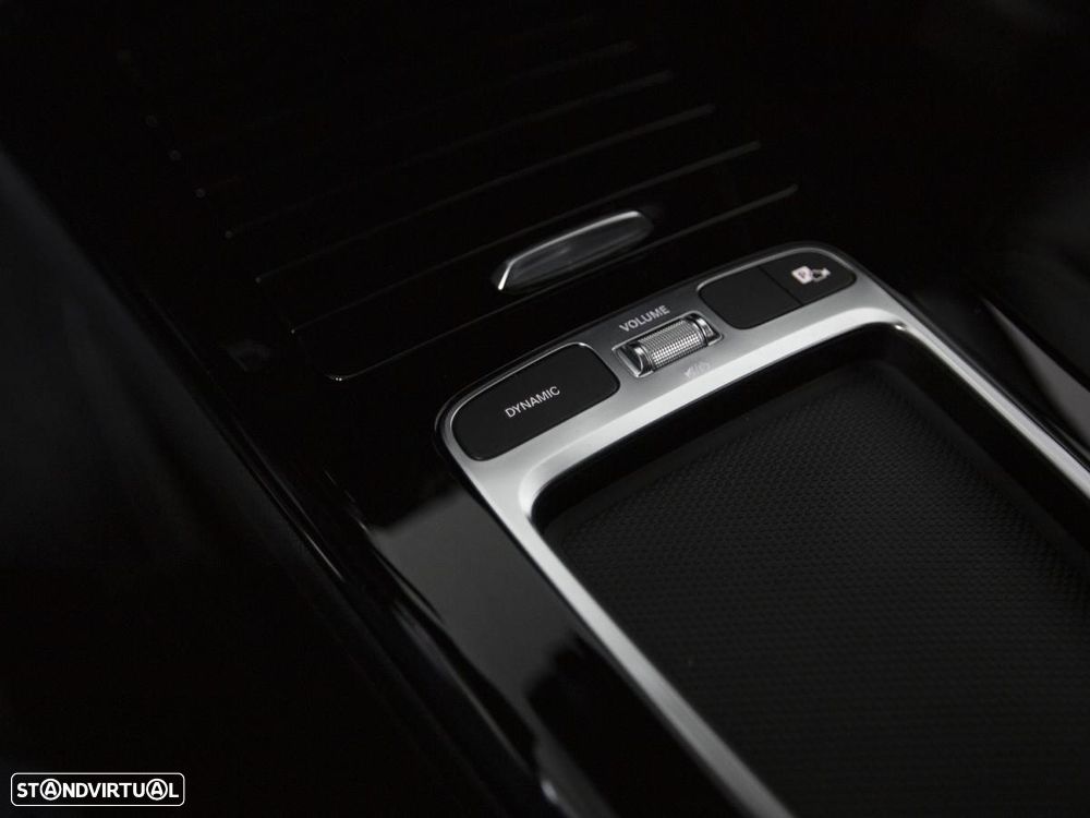 Mercedes-Benz A 250 e - 30