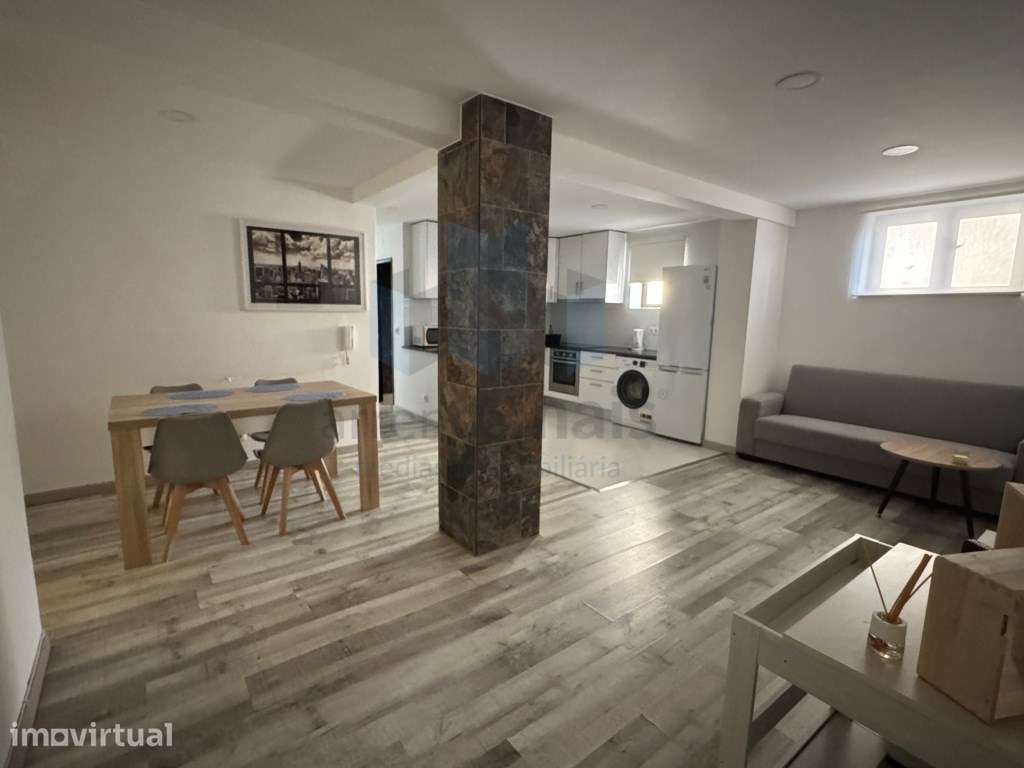 Vende-se apartamento T3 em Coimbra, otimo para rendimento - Grande imagem: 4/15