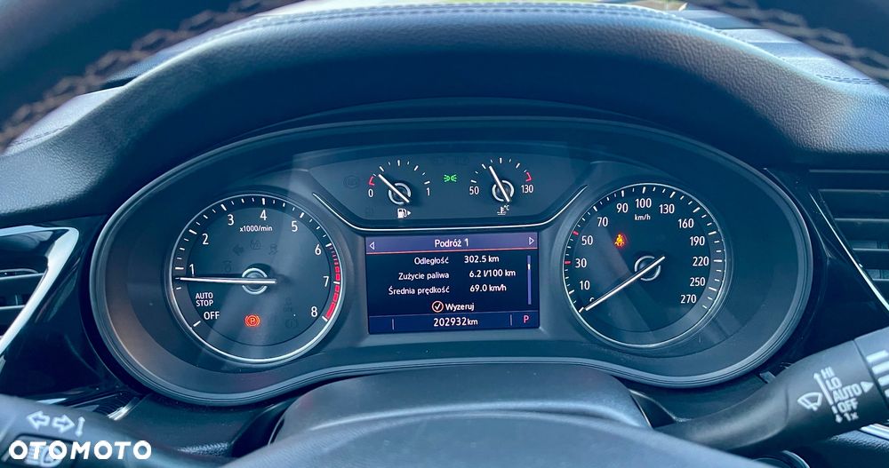 Opel Insignia 1.6 T Innovation S&S - 11
