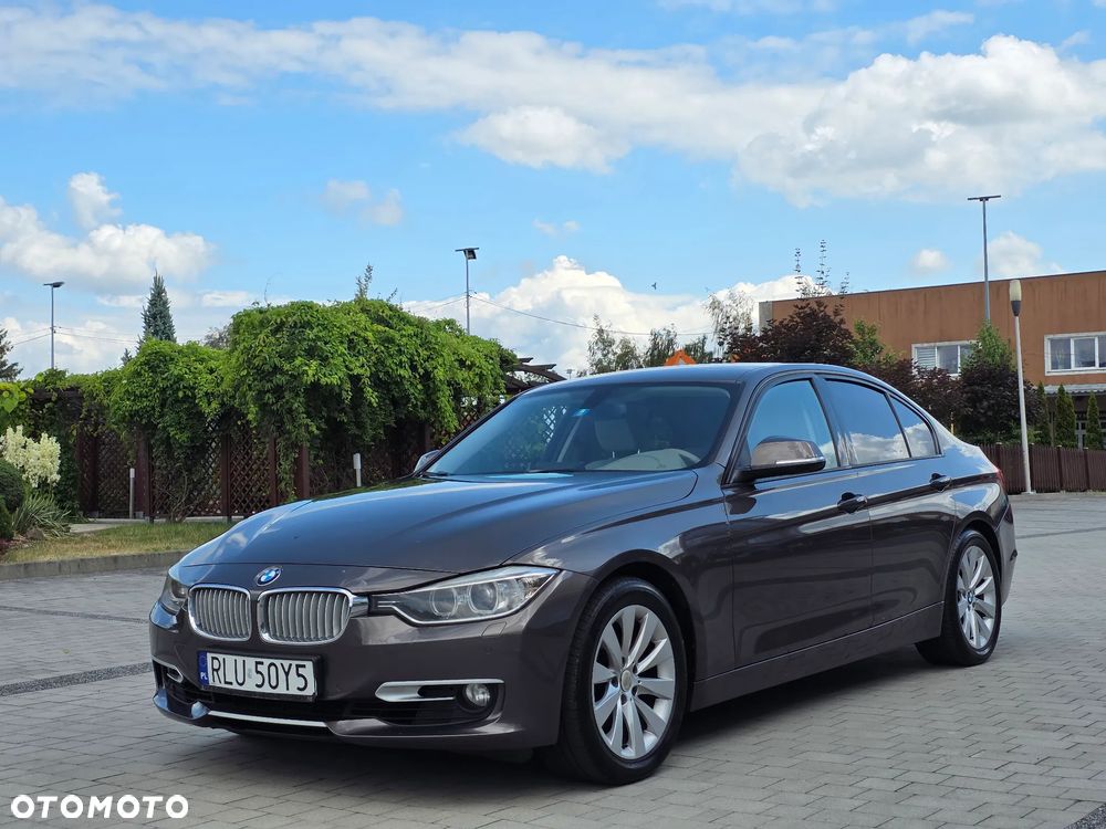 BMW Seria 3 320i Modern Line - 14