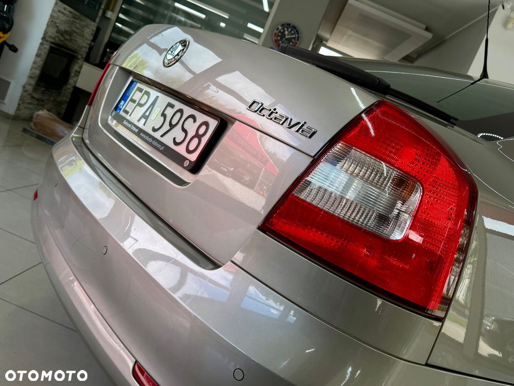 Skoda Octavia 1.4 TSI Family Plus - 9
