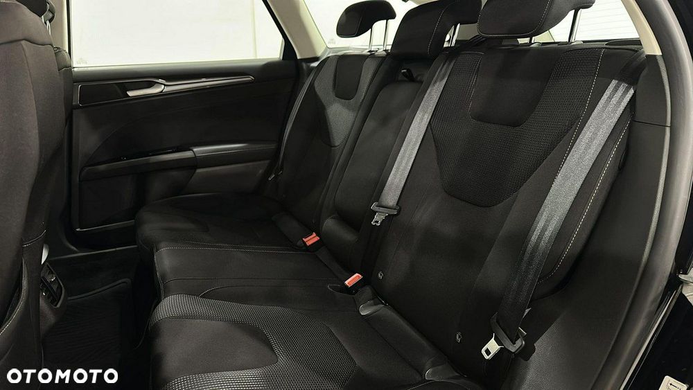 Ford Mondeo 2.0 EcoBlue Titanium - 12
