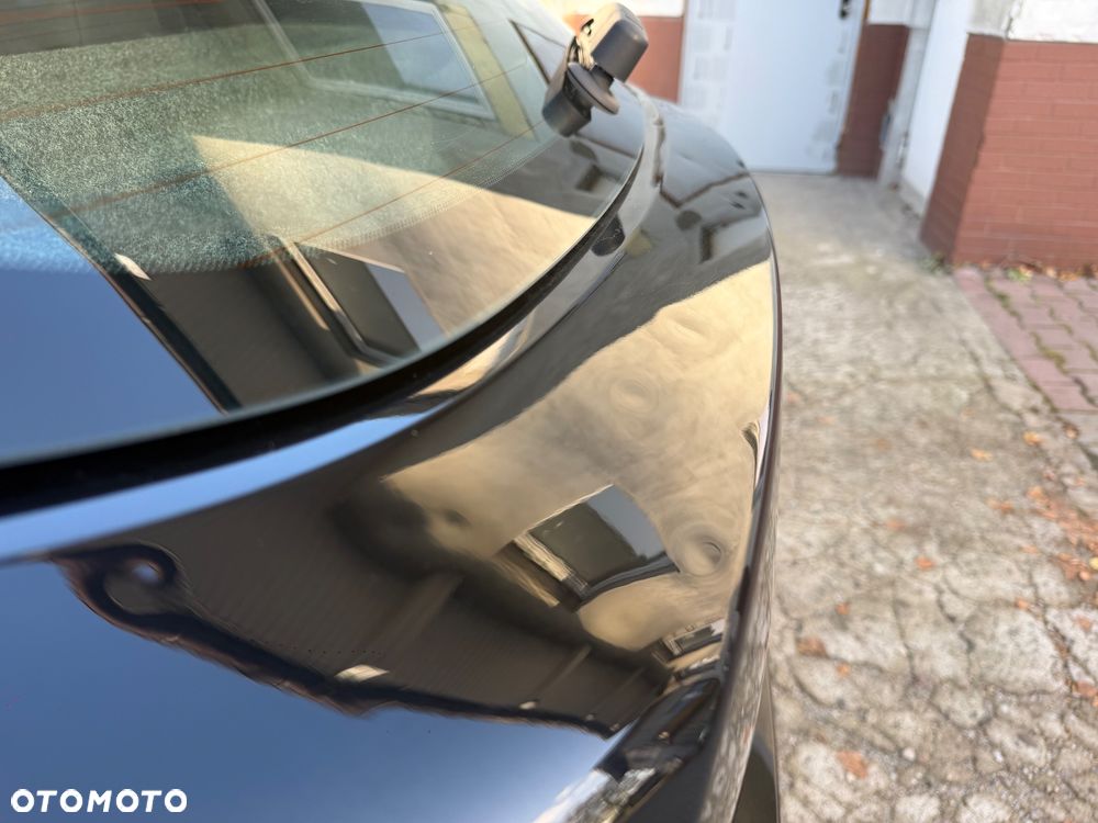 Nissan Micra 1.0 Visia Plus - 34