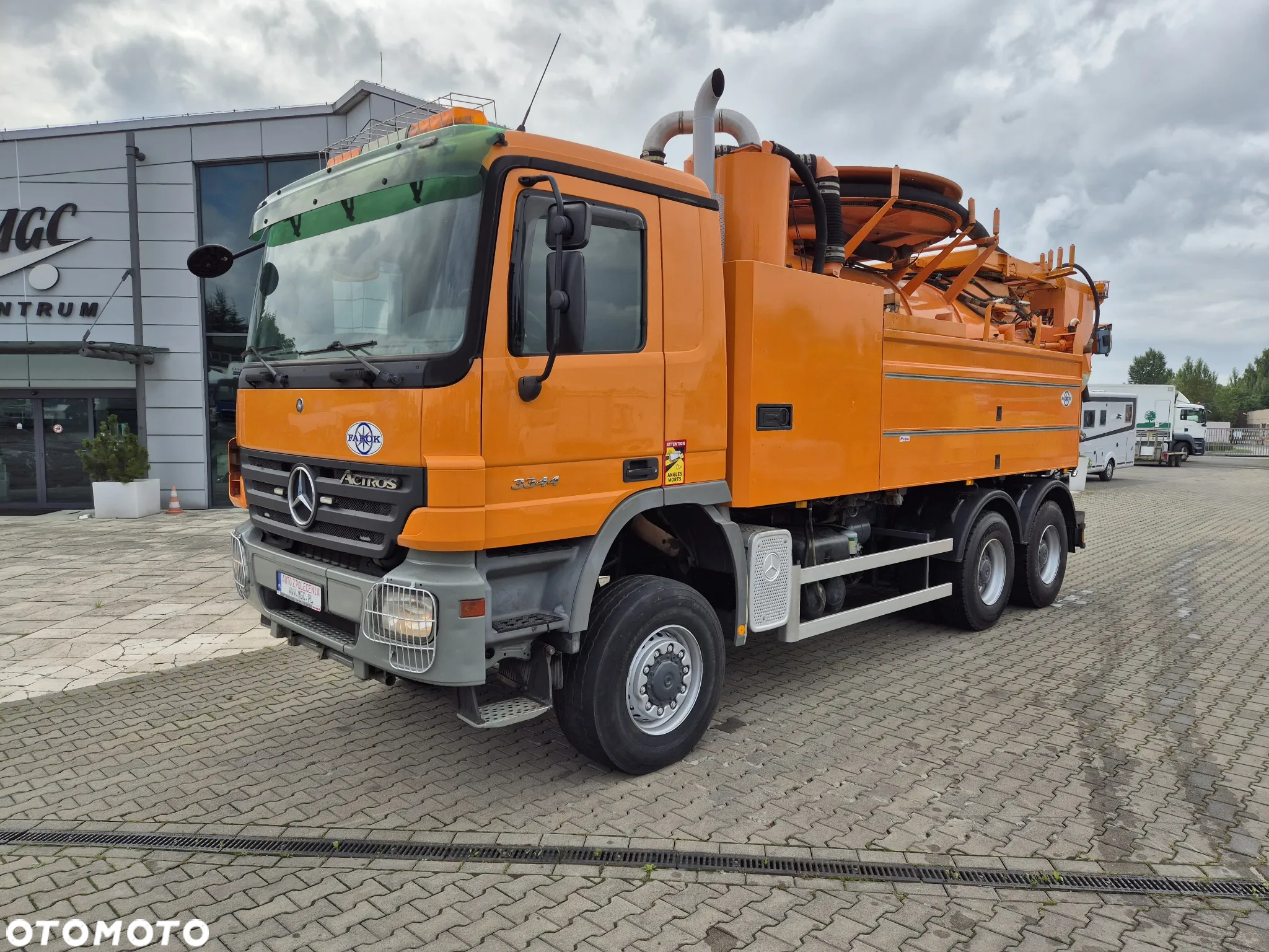 Mercedes-Benz ACTROS 3344 A 6X6  / 6X6 / WIEDEMANN KW 3000 / WÓZ ASENIZACYJNY / UNIKATOWA ZABUDOWA / SERWISOWANY /  PIERWSZY WŁAŚCICIEL / 8000L - 6000L / - 2