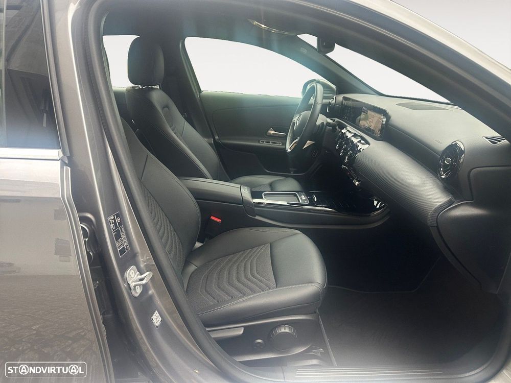 Mercedes-Benz A 250 e - 15