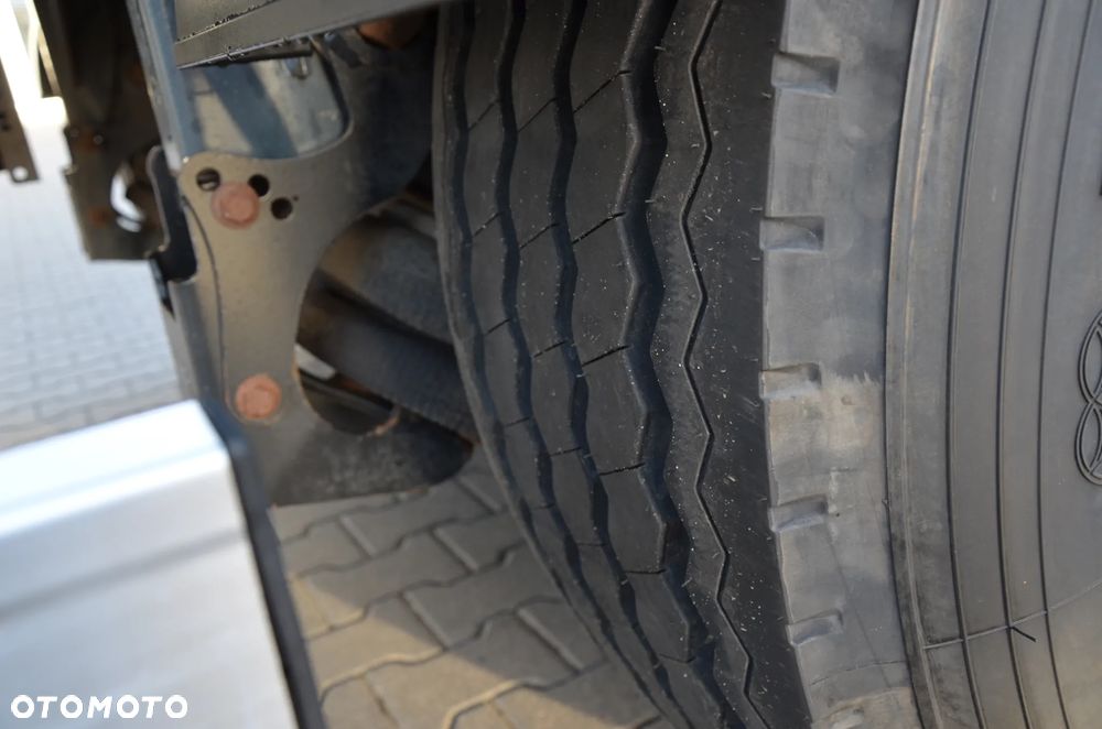 Mega LIGHT / BENALU / WYWROTKA ALU 50 m3 / 10.2023r / KLAPO DRZWI / OŚ POD. / 6150kg / SAF / 0473 - 7