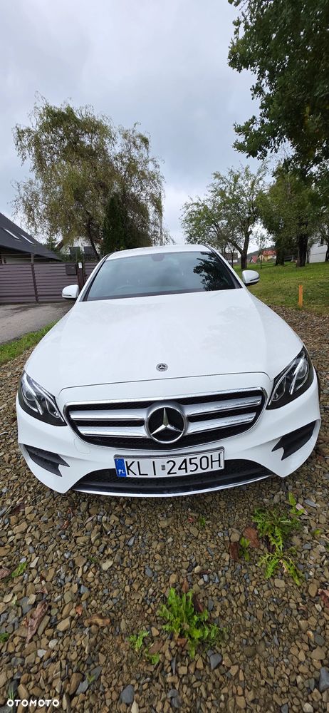 Mercedes-Benz Klasa E 220 d T 9G-TRONIC AMG Line - 1