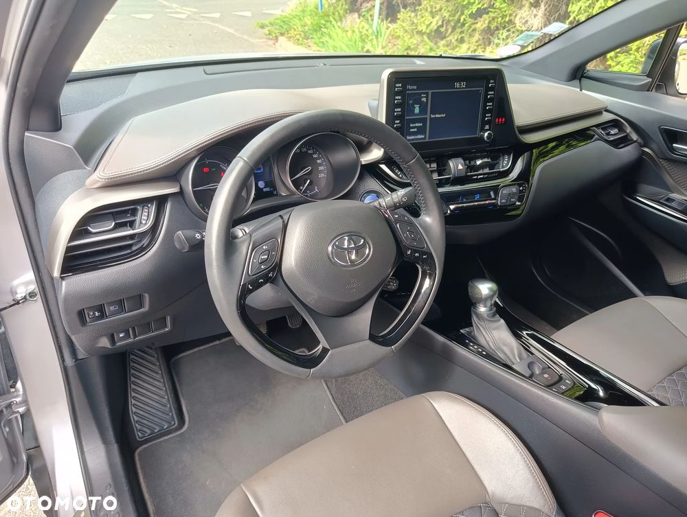 Toyota C-HR Business-Edition - 22