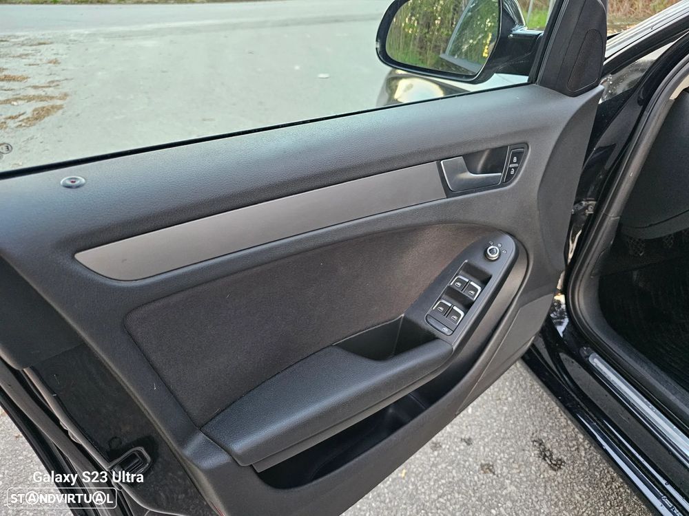 Audi A4 Avant 2.0 TDi - 14