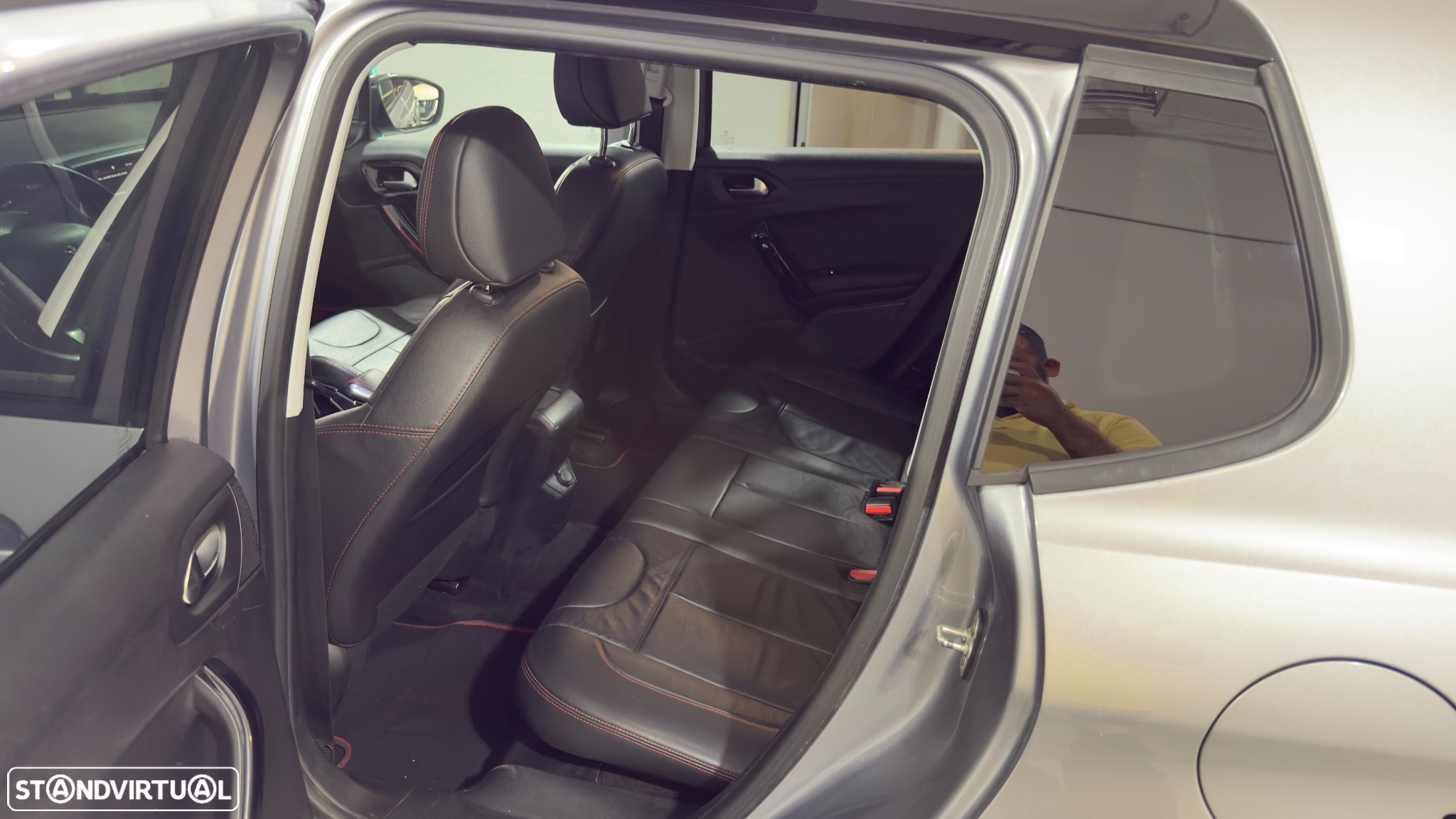 Peugeot 2008 1.2 PureTech GT Line - 12