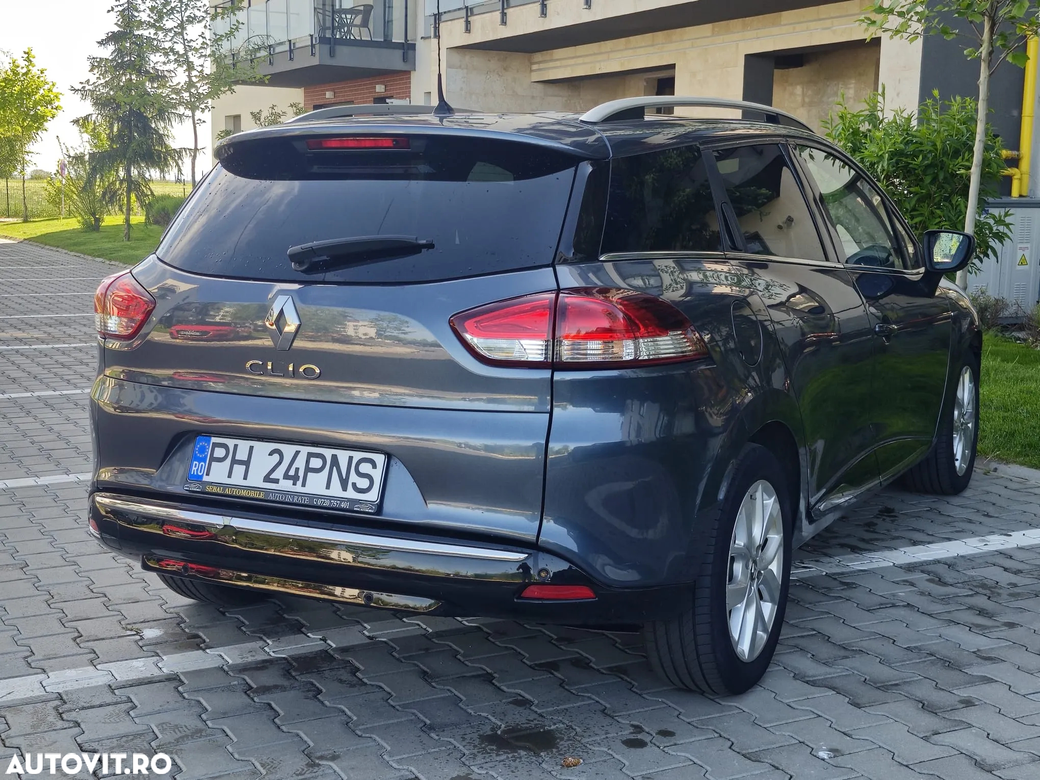 Renault Grand Scenic - 6