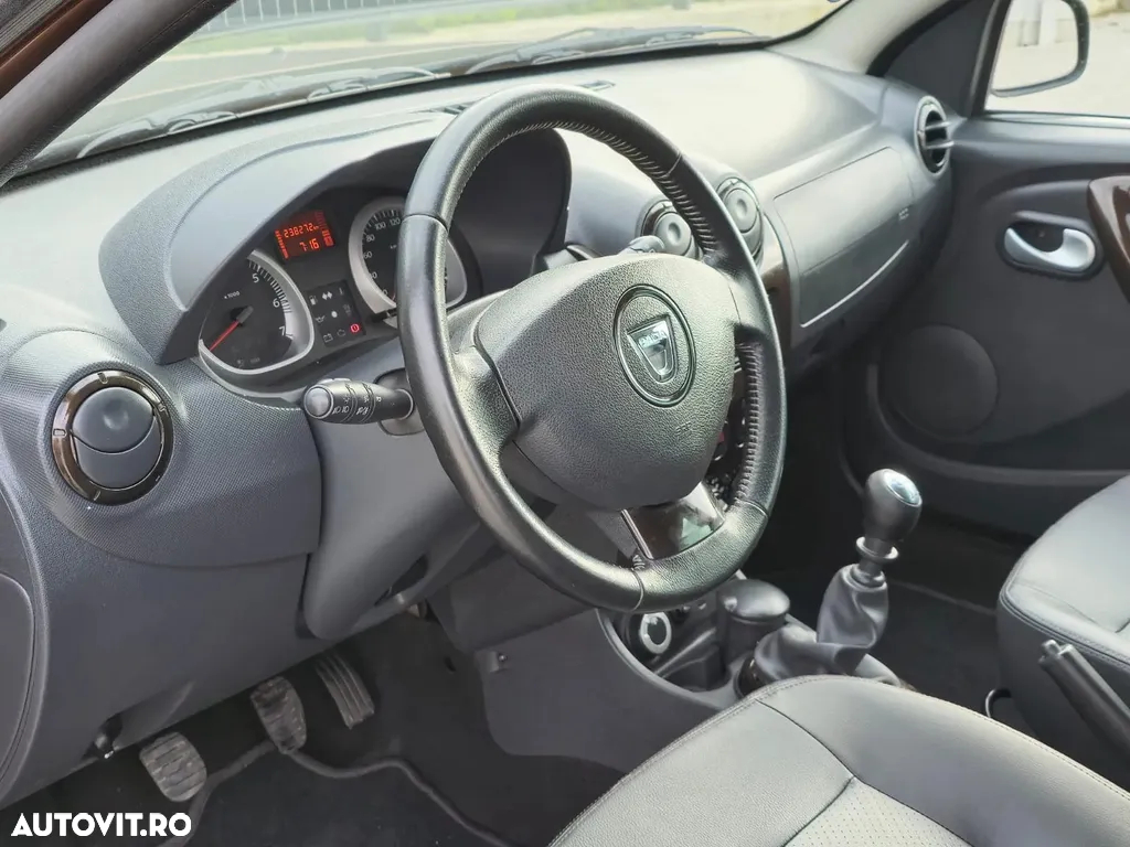 Dacia Duster 1.5 dCi 4x4 Ambiance - 15