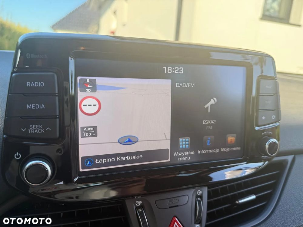 Hyundai i30 1.4 T-GDI Premiere Luxury DCT - 19